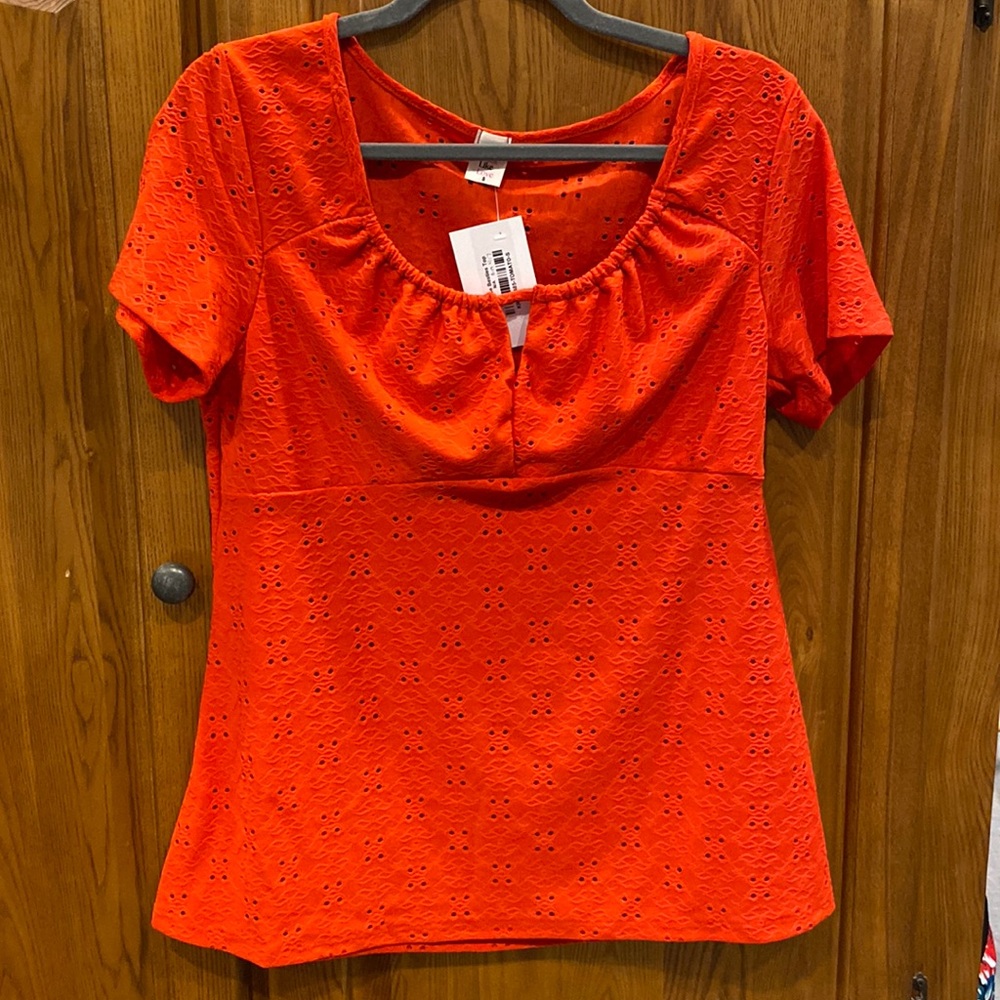 NWT Like Love eyelet top size small